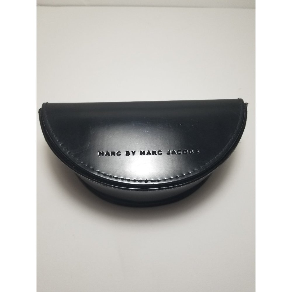 Marc Jacobs sunglasses case black half circle